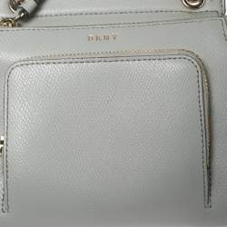 Pre Owned حقيبة كروس دي كيه إن و اي جلد رصاصي بجيب أمامي