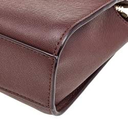 مملوكة مسبقًا DKNY Burgundy Leather Zip Crossbody Bag