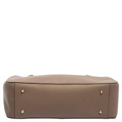 مملوكة مسبقًا DKNY Grey Saffiano Leather Bryant Park Chain Tote