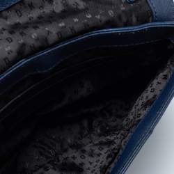 مملوكة مسبقًا حقيبة كروس دي كي إن واي جلد سافيانو أزرق كحلي بقلاب 