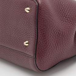 Pre Owned حقيبة ساتشل دي كي إن واي جلد مُحبب برقوقي