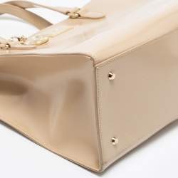 Pre Owned حقيبة يد دي كي أن واي جلد لامع بيج بسحاب مزدوج