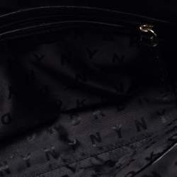 مملوكة مسبقًا DKNY Black/Grey Coated Canvas Ava Zip Crossbody Bag