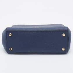 Pre Owned حقيبة دي كي أن واي جلد سافيانو أزرق كحلي بيد علوية