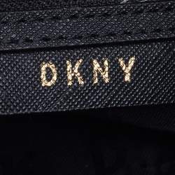 Pre Owned حقيبة دي كي أن واي جلد سافيانو أزرق كحلي بيد علوية