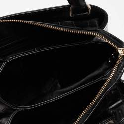 Pre Owned حقيبة ساتشل دي كي إن واي جلد نقشة التمساح أسود بسحاب