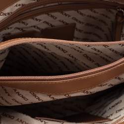 Pre Owned DKNY Beige/Tan Signature Canvas and Leather Tote
