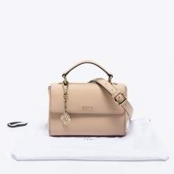 Pre Owned حقيبة دي كي إن واي جلد سافيانو رصاصي يد علوية