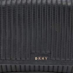 Pre Owned DKNY Black Pinstripe Quilted Leather Gansevoort Flap Top Handle Bag