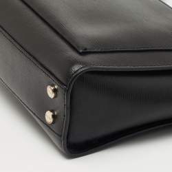 Pre Owned DKNY Black Leather Zip Crossbody Bag