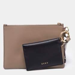 Pre Owned Dkny Beige/Black Leather Triple Wristlet Pouch