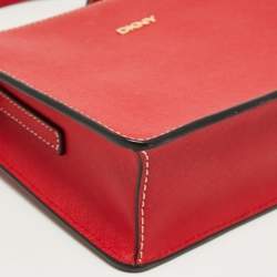 Pre Owned Dkny Red Saffiano Leather Bryant Zip Crossbody Bag