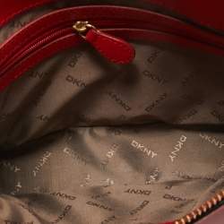Pre Owned Dkny Red Saffiano Leather Bryant Zip Crossbody Bag