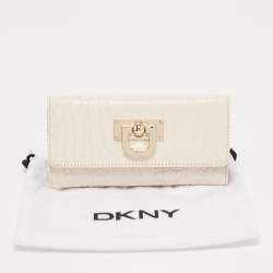 Pre Owned Dkny Off White Croc Embossed Leather Flap Continental Wallet
