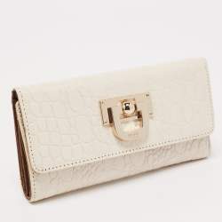 Pre Owned Dkny Off White Croc Embossed Leather Flap Continental Wallet