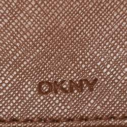 Pre Owned Dkny Off White Croc Embossed Leather Flap Continental Wallet