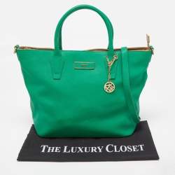 Pre Owned Dkny Green Leather Top Zip Tote