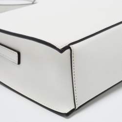 Pre Owned DKNY White Leather Bryant Zip Crossbody Bag