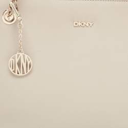 Pre Owned Dkny Light Beige Saffiano Leather Chain Tote