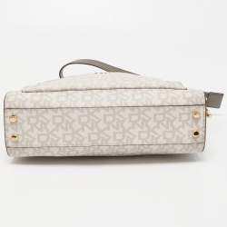 Pre Owned Dkny Grey/Beige Signature Coated Canvas and Leather Bryant Crossbody Bag