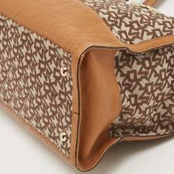 Pre Owned DKNY Brown/Beige Signature Canvas and Leather Tote