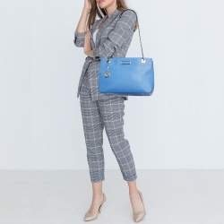 Pre Owned Dkny Blue Leather Medium Bryant Park Shopper Tote
