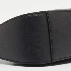 Pre Owned DKNY Black Leather Carol Baguette Bag