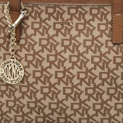 Pre Owned DKNY Beige/Brown Signature Coated Canvas and Leather Top Zip Shopper Tote
