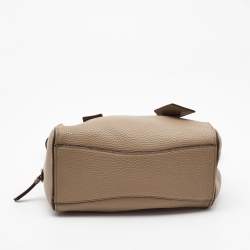 Pre Owned DKNY Beige Leather Zip Boston Bag