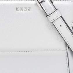 Pre Owned Dkny Silver Leather Zip Crossbody Bag