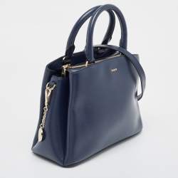 مملوكة مسبقًا DKNY Blue Leather Paige Satchel