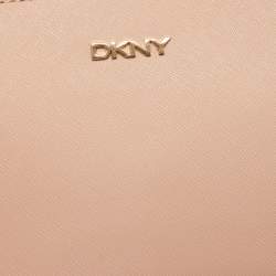 Pre Owned Dkny Pink Leather Zip Crossbody Bag