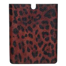 مملوكة مسبقًا حافظة أيباد دولتشي أند غابانا كانفاس مقوى طباعة فهد بنية/ سوداء