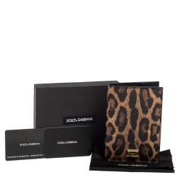 Pre Owned Dolce & Gabbana Brown/Black Animal Print Coated Canvas Passport Holder