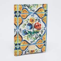 Pre Owned Dolce & Gabbana Multicolor Flower Print Leather Passport Holder