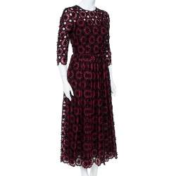 مملوكة مسبقًا Dolce & Gabbana Black & Maroon Floral Lace Applique Midi Dress M
