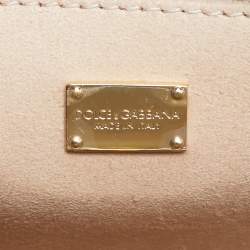 Pre Owned حقيبة دولتشي أند غابانا جلد بيج شعار DG بقفل مغناطيسي