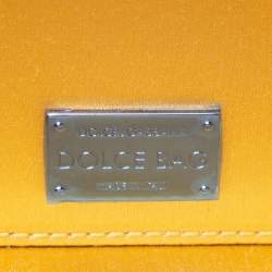 Pre Owned حقيبة دولتشي أند غابانا صندوقية ساتان مزخرفة كريستال ذهبية / صفراء