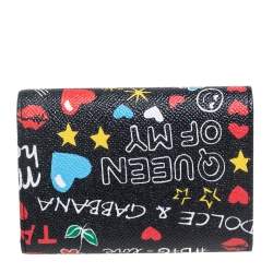 Pre Owned محفظة دولتشي أند غابانا طباعة غرافيتي سوداء ثلاثية الطي