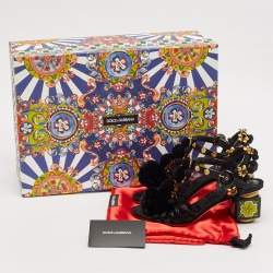 Dolce & Gabbana Black Fabric and Raffia Pom Pom Embellished T-Strap Sandals Size 35