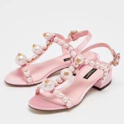 مملوكة مسبقًا Dolce & Gabbana Pink Satin Pearl Keira Ankle Strap Sandals Size 35