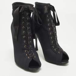 مملوكة مسبقًا حذاء بوت بطول الكاحل دولتشي أند غابانا قماش مرن أسود بتصميم مفتوح من الأمام مقاس 38