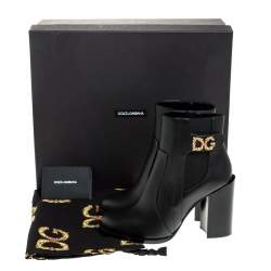 مملوكة مسبقًا Dolce & Gabbana Black Leather Logo Detail Ankle Boots Size 39