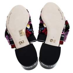 مملوكة مسبقًا Dolce & Gabbana Multicolor Floral Printed Fabric Crystal Embellished Bow Open Toe Flat Mules Size 40