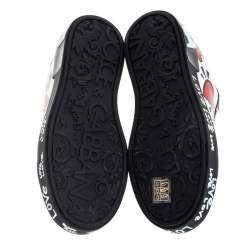 مملوكة مسبقًا حذاء رياضي دولتشي أند غابانا منخفض من الأعلي طباعة قلب جلد بورتوفينو متعدد الألوان مقاس 36.5