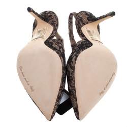 مملوكة مسبقًا Dolce & Gabbana Beige Suede And Black Chantilly Lace Bellucci Slingback Sandals Size 39