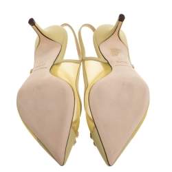 مملوكة مسبقًا صندل دولتشي أند غابانا مزخرف كريستال و فتحة كعب جلد و شبكة أخضر مقاس 38