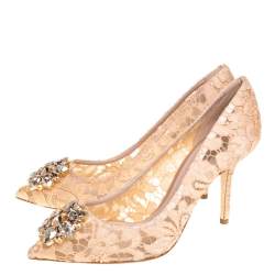 مملوكة مسبقًا Dolce & Gabbana Peach Lace And Mesh Crystal Taormina Pumps Size 38.5