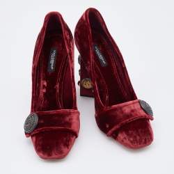 Pre Owned Dolce & Gabbana Red Velvet Jackie Embellished Block Heel Pumps Size 38.5