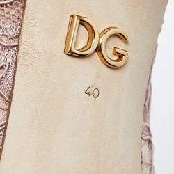 Pre Owned Dolce & Gabbana Lilac Lace Crystal Embellishment Pointed Toe Pumps Size 40